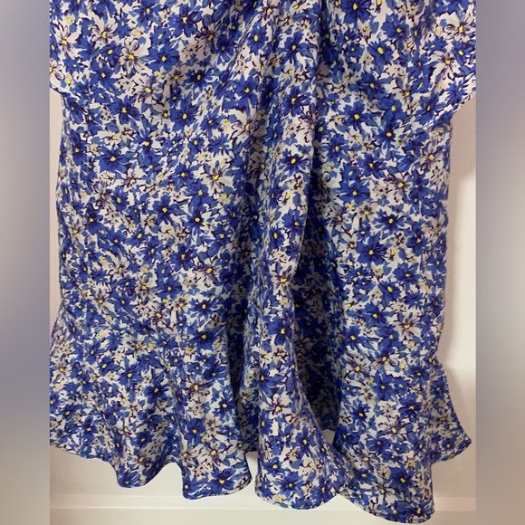 Blue Floral Tank Top - Banana Republic - Picture 4 of 6